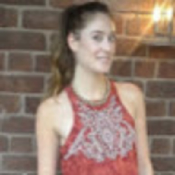 Meet your Posher, Sabrina - Picture 1 of 1